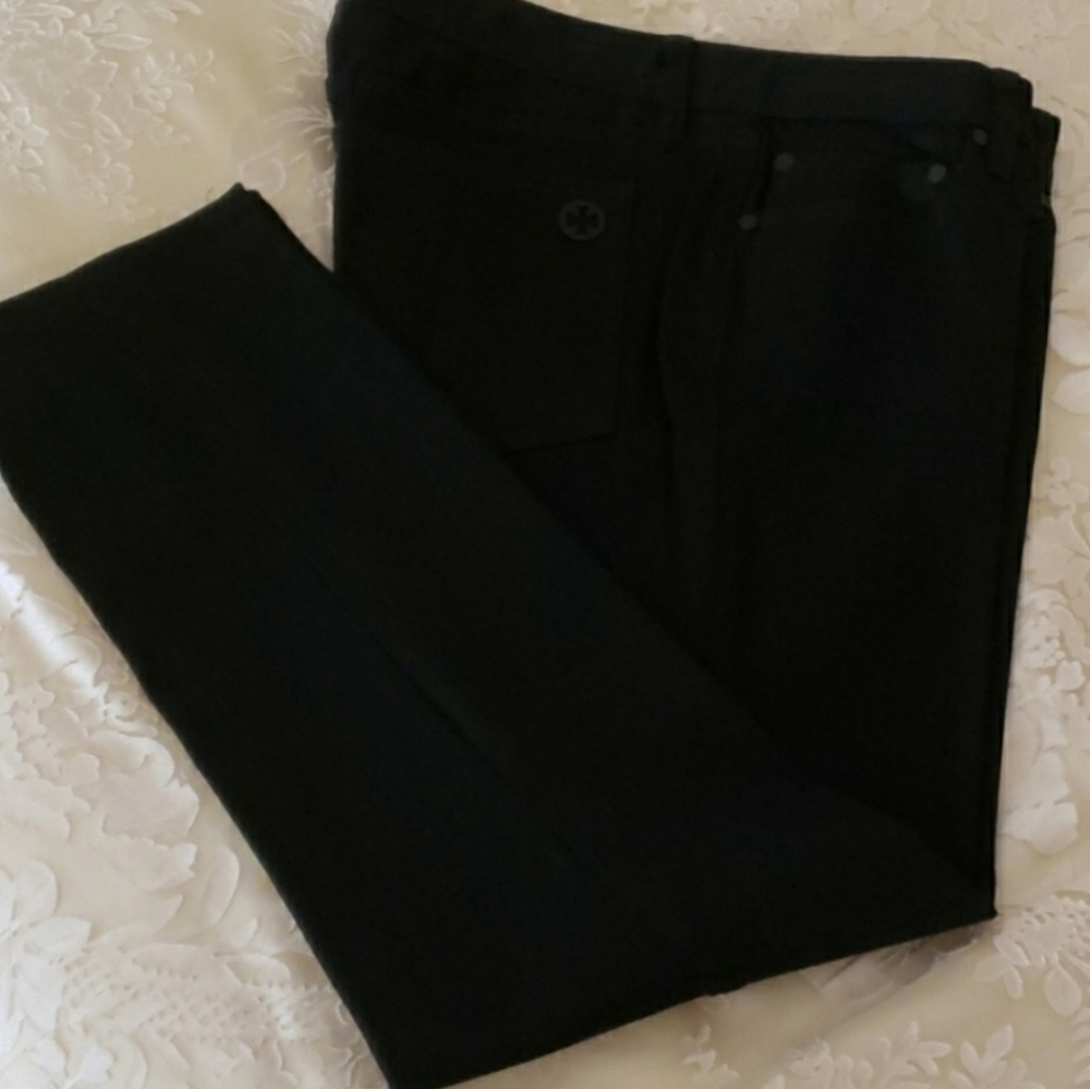 🖤🌷NWOT, TORY BURCH, Vlack, Flare Style Jeans, Size 31. - Picture 1 of 4
